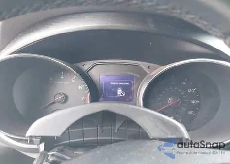 2018 Kia Sedona Lx z USA, uszkodzony, nr VIN KNDMB5C16J6401211